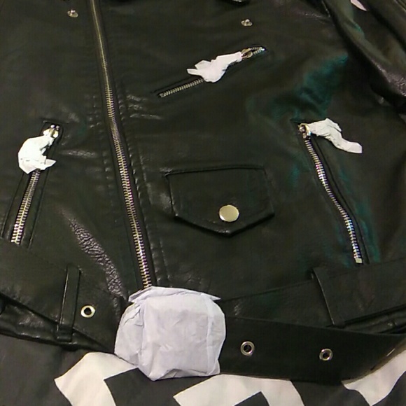 Jacket - Picture 4 of 6